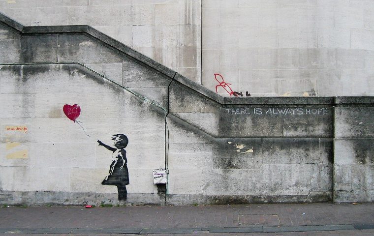 1920px-Banksy_Girl_and_Heart_Balloon_2840632113
