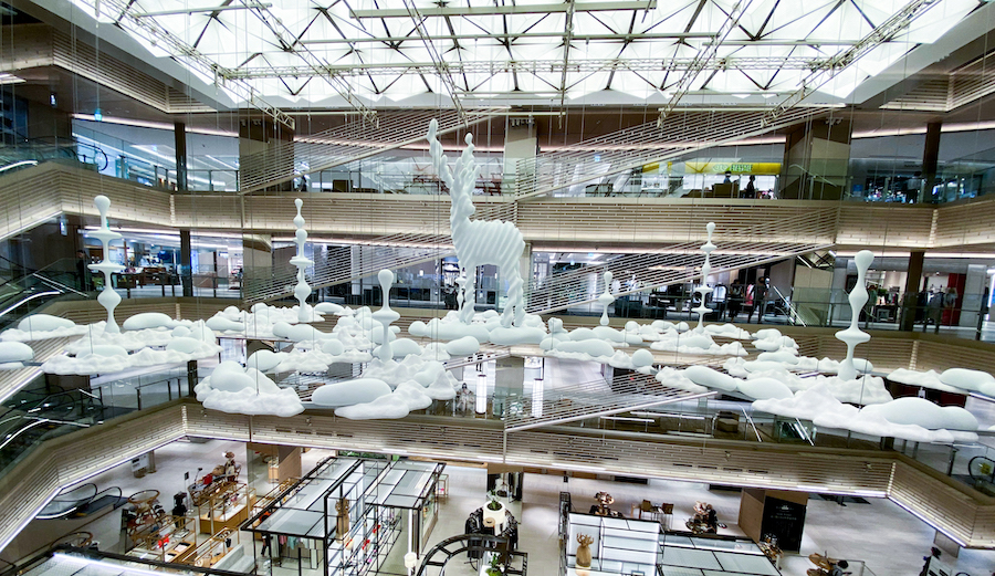 名和晃平の新作インスタレーション「Metamorphosis Garden（変容の庭）」(GINZA SIX) 