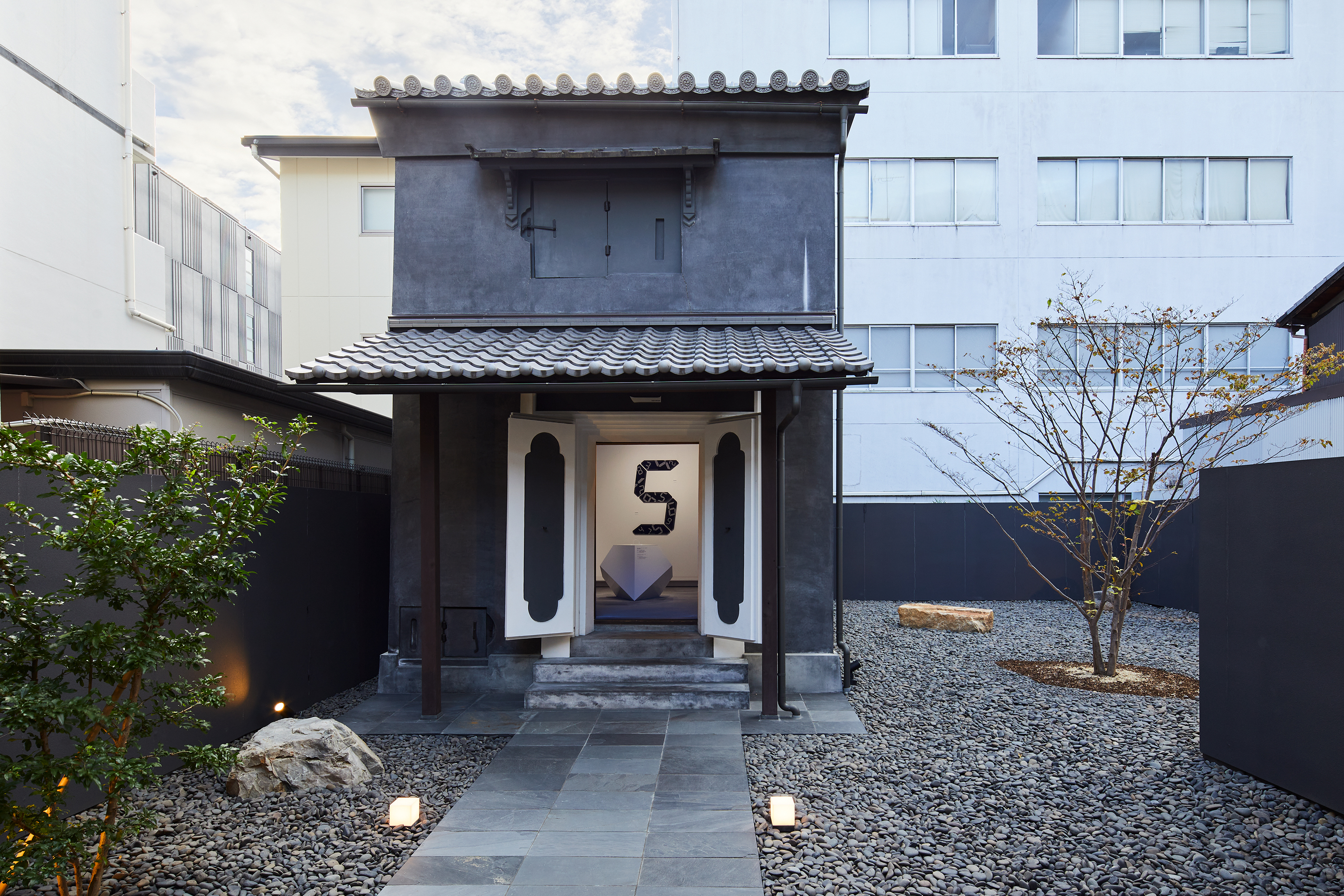 時を纏う」という発想のもとに生まれたプロジェクトーーイッセイ