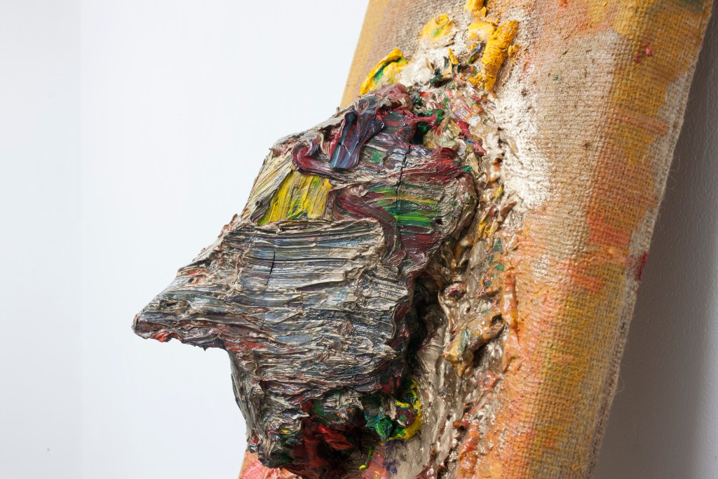 10歳で画家になると決めた」重ねた油絵具で描く肖像画で注目の