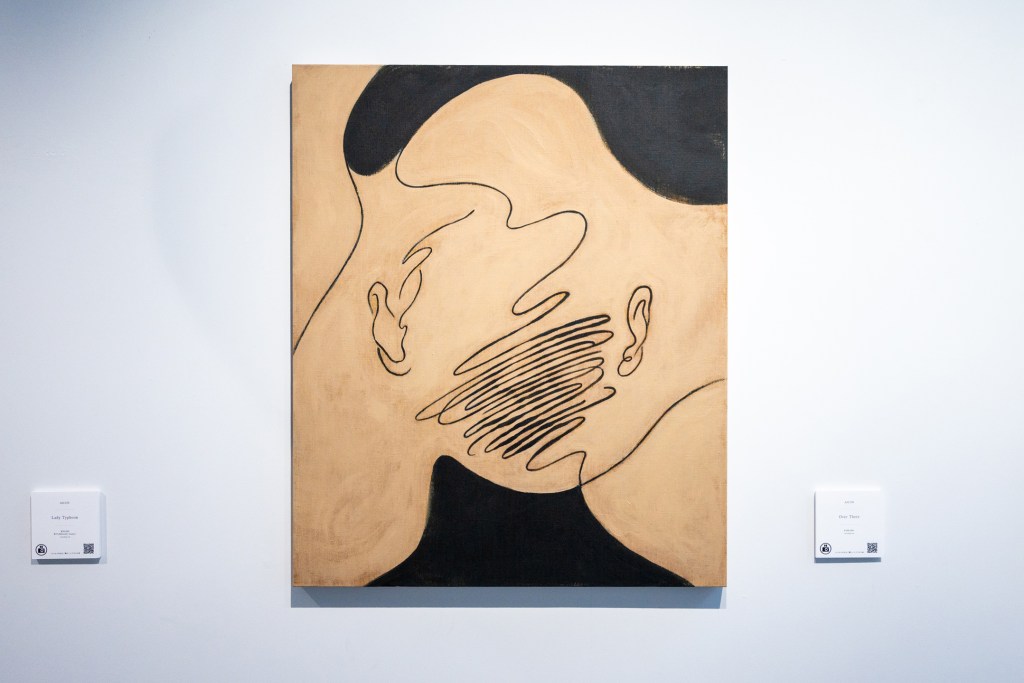 シンプルな「線」で人間の奥底を描き出す ペインター・AICON